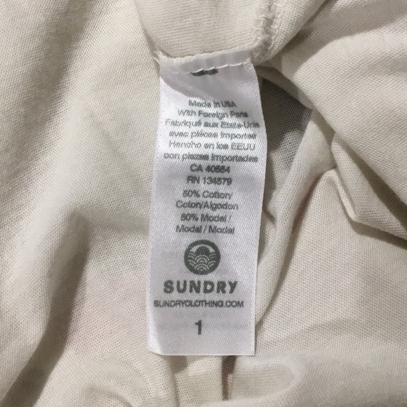 NWT Sundry tees with ‘Sea Love & Sun’ logo size 1 - Picture 7 of 9
